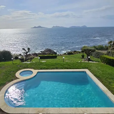 بيت خشبي Ocean Luxury Retreat - Pool & Sea Views *