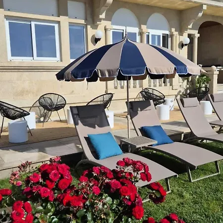 Ocean Luxury Retreat - Pool & Sea Views Oya