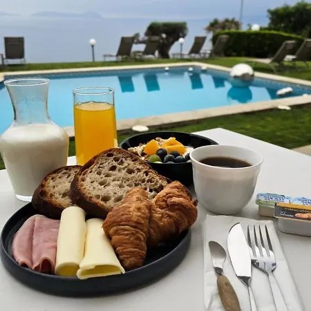 Ocean Luxury Retreat - Pool & Sea Views * Oya